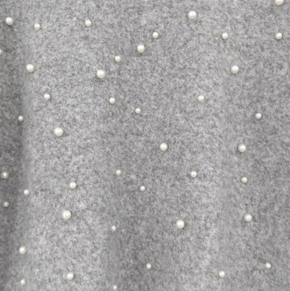 Zara Pearl Embellished Crew Neck Oversized Sweater Size Small in Gray - Picture 6 of 10